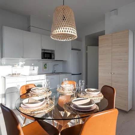 5-star Gem I - Free Parking, To Helsinki And Airport 16 Min, To Train Station 3-5 Min Walk, Air Conditioner, Sauna And Much More Apartment