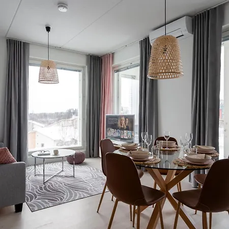 5-star Gem I - Free Parking, To Helsinki And Airport 16 Min, To Train Station 3-5 Min Walk, Air Conditioner, Sauna And Much More Vantaa