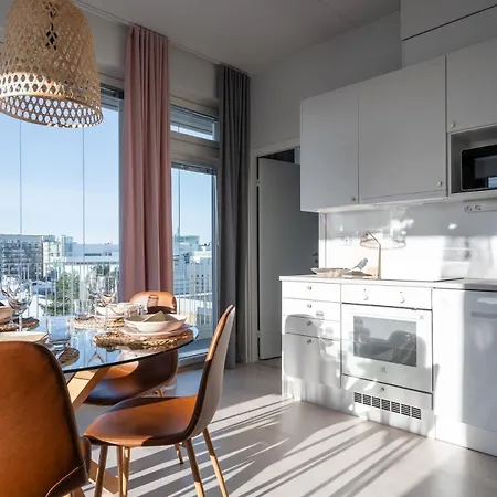 5-star Gem I - Free Parking, To Helsinki And Airport 16 Min, To Train Station 3-5 Min Walk, Air Conditioner, Sauna And Much More *