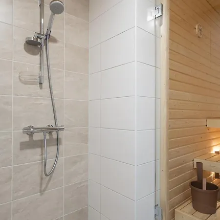 5-star Gem I - Free Parking, To Helsinki And Airport 16 Min, To Train Station 3-5 Min Walk, Air Conditioner, Sauna And Much More Apartment
