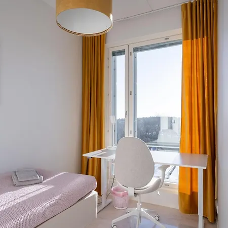 5-star Gem I - Free Parking, To Helsinki And Airport 16 Min, To Train Station 3-5 Min Walk, Air Conditioner, Sauna And Much More * Vantaa